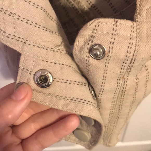 Vest - Picture 3 of 7